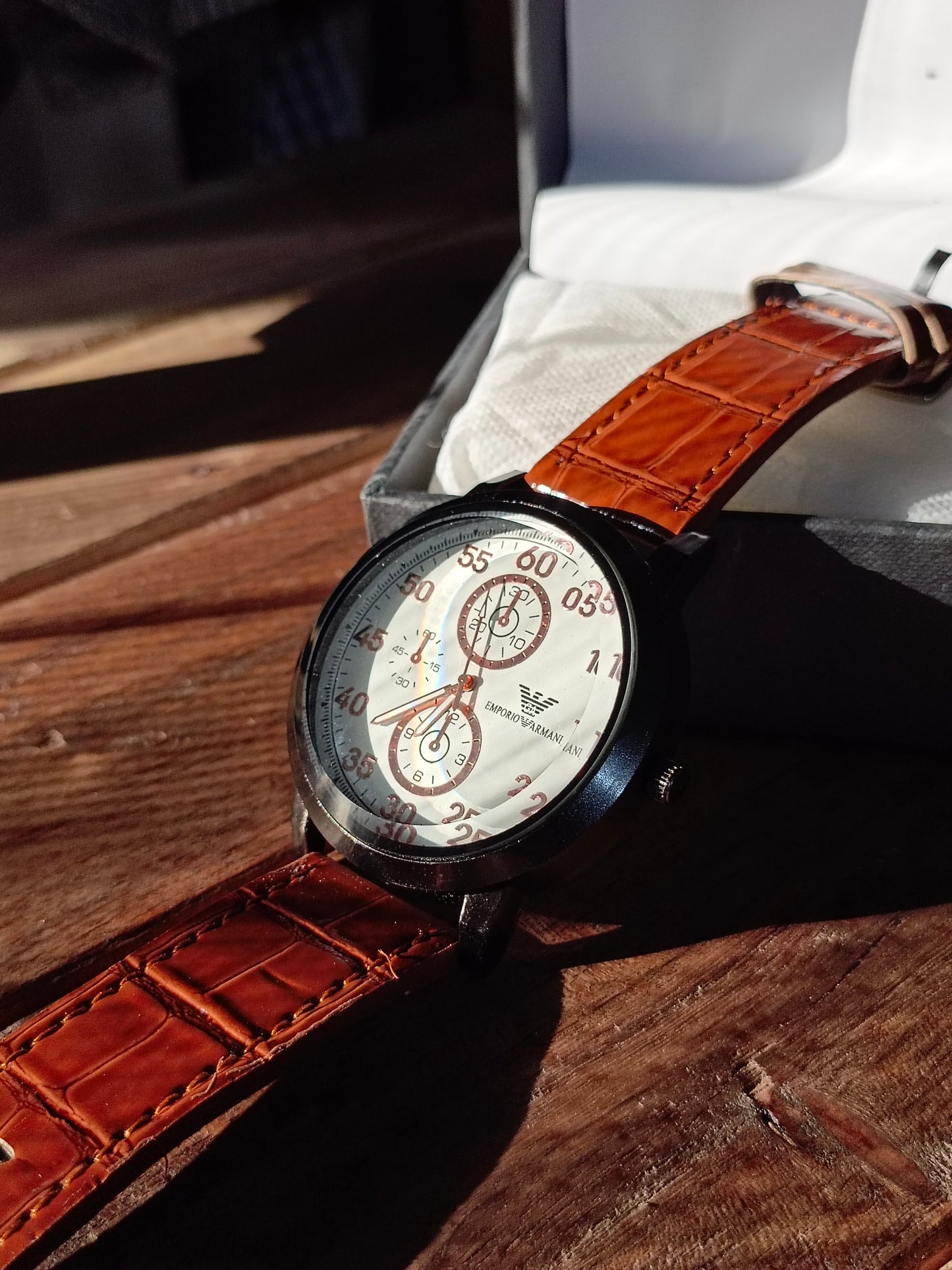 Brown shiny strap Watch