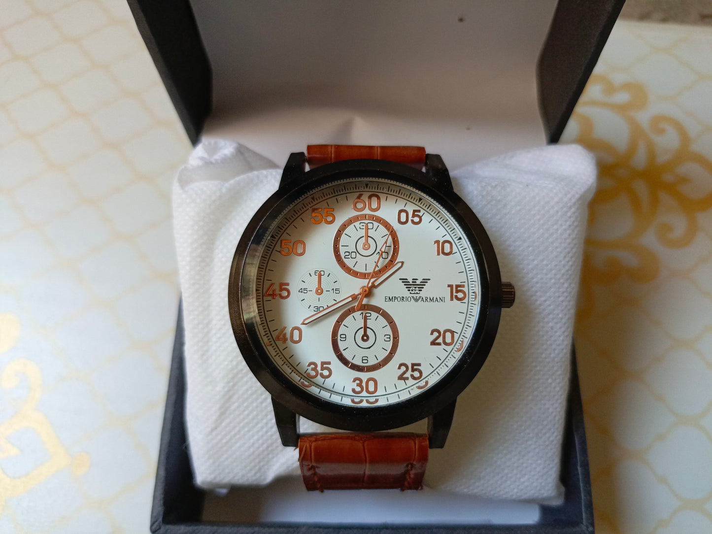 Brown shiny strap Watch